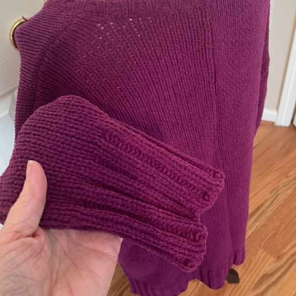 Show Me Your Mumu Hug Me V-Neck Purple Women's Sweater Size Small EUC Soft - Picture 4 of 8